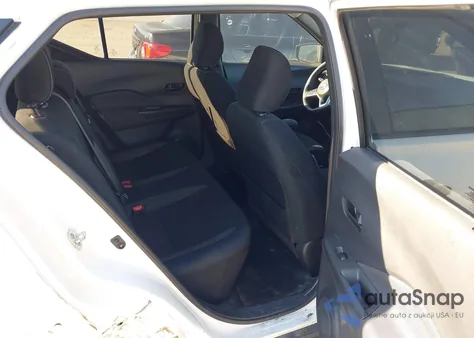 2018 Nissan Kicks S из США, поврежденный, VIN 3N1CP5CU1JL506982